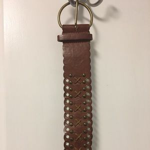 Scalloped Belt